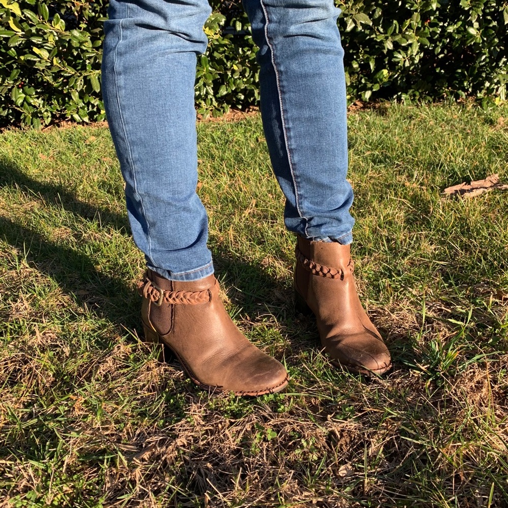 Sperry Chocolate Brown Ankle Boot & Buckle